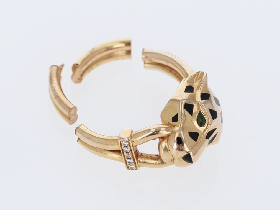 PANTHERE DE CARTIERパンテール ドゥ カルティエリング